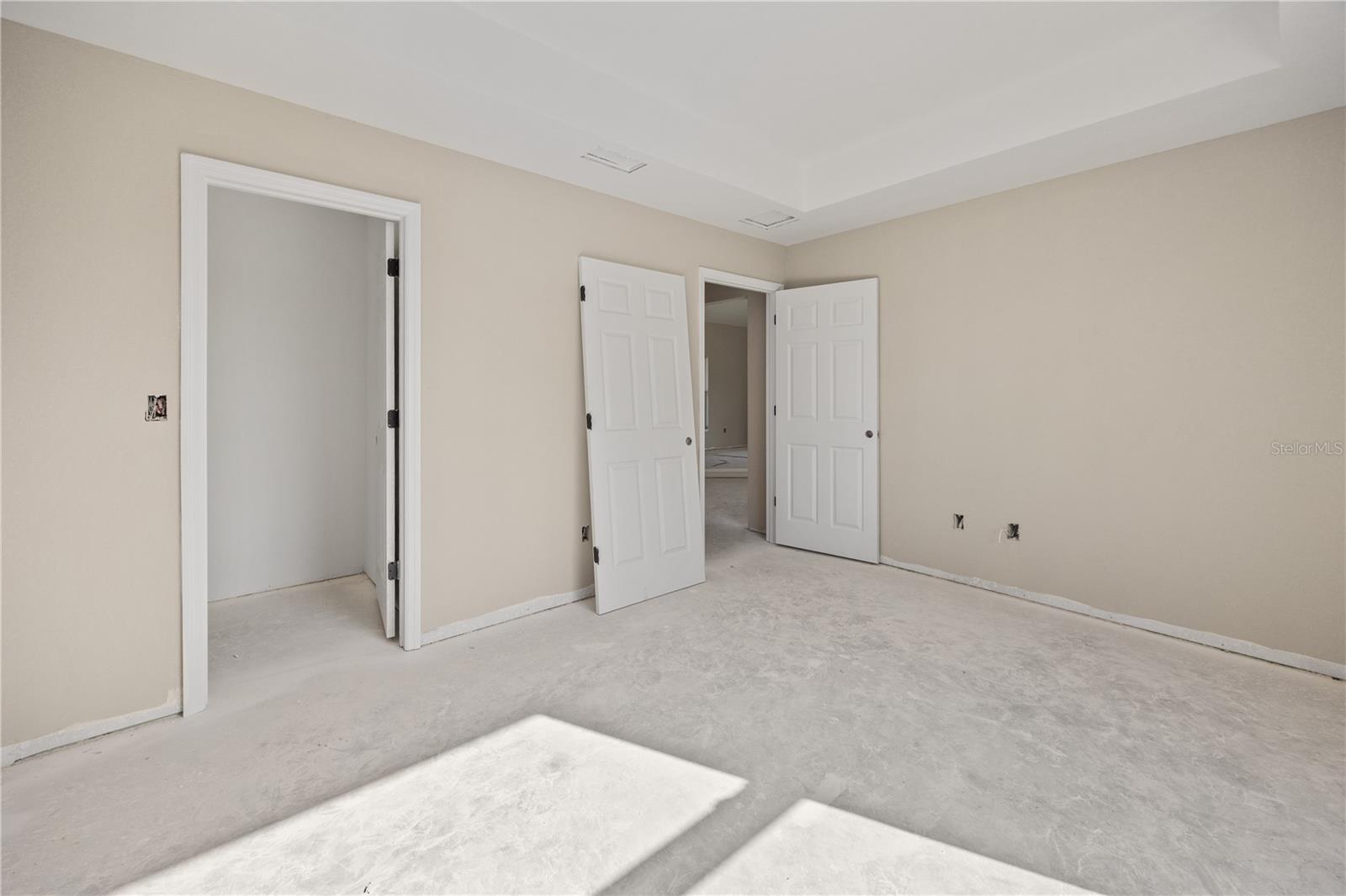 Image 18 of 49 For 2581 75th Boulevard