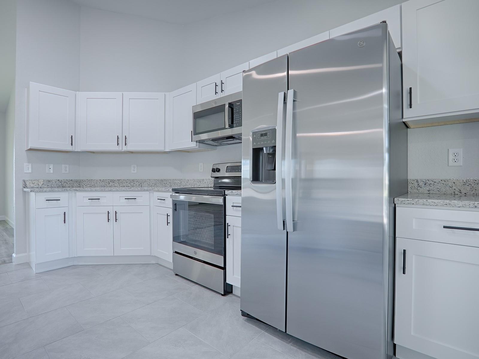 Image 28 of 49 For 2581 75th Boulevard