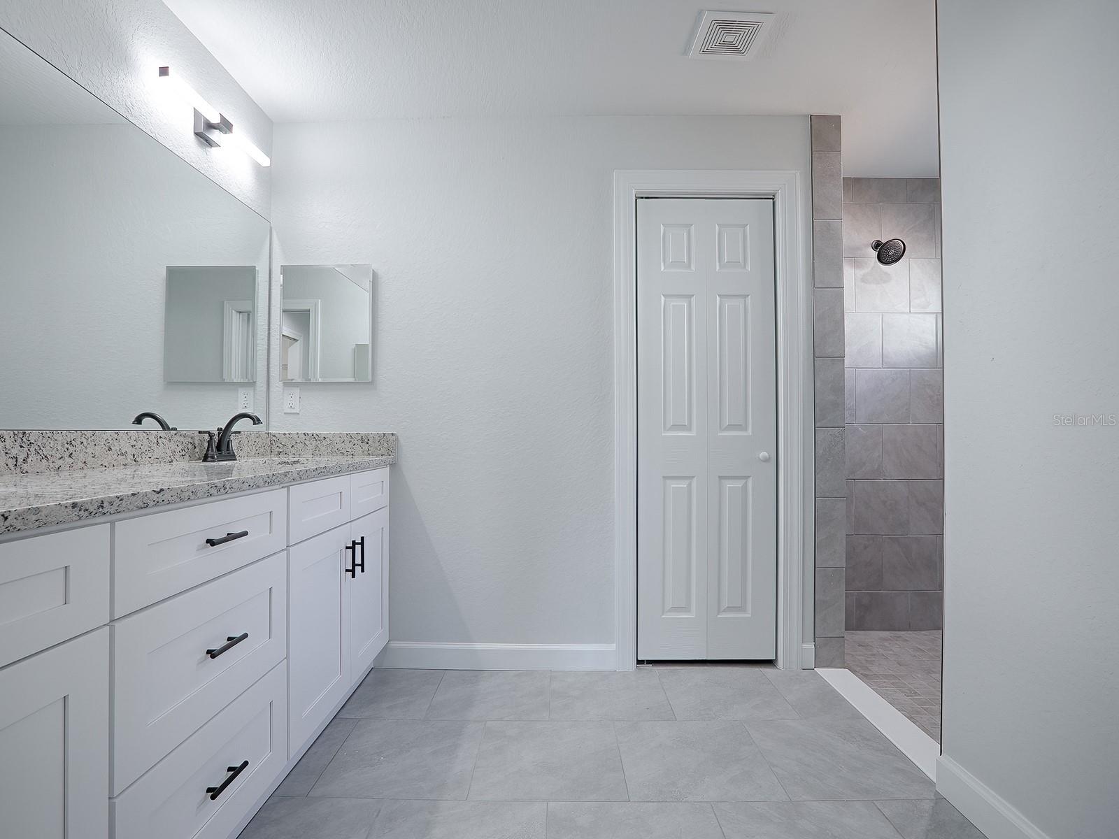 Image 31 of 49 For 2581 75th Boulevard