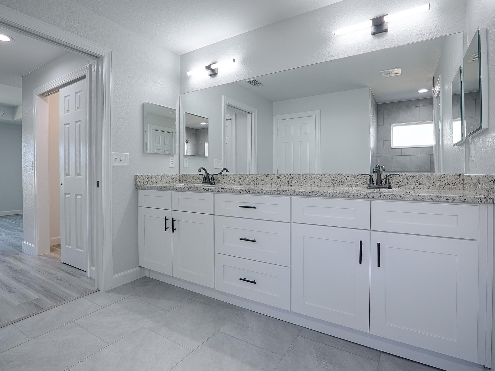Image 32 of 49 For 2581 75th Boulevard