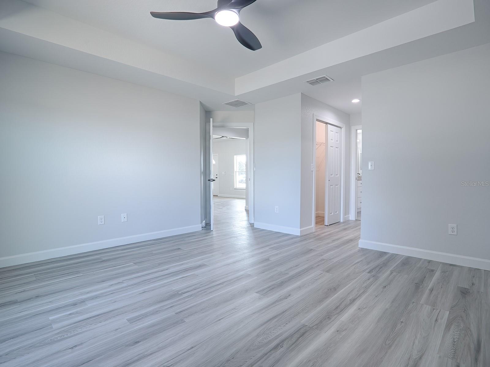 Image 35 of 49 For 2581 75th Boulevard