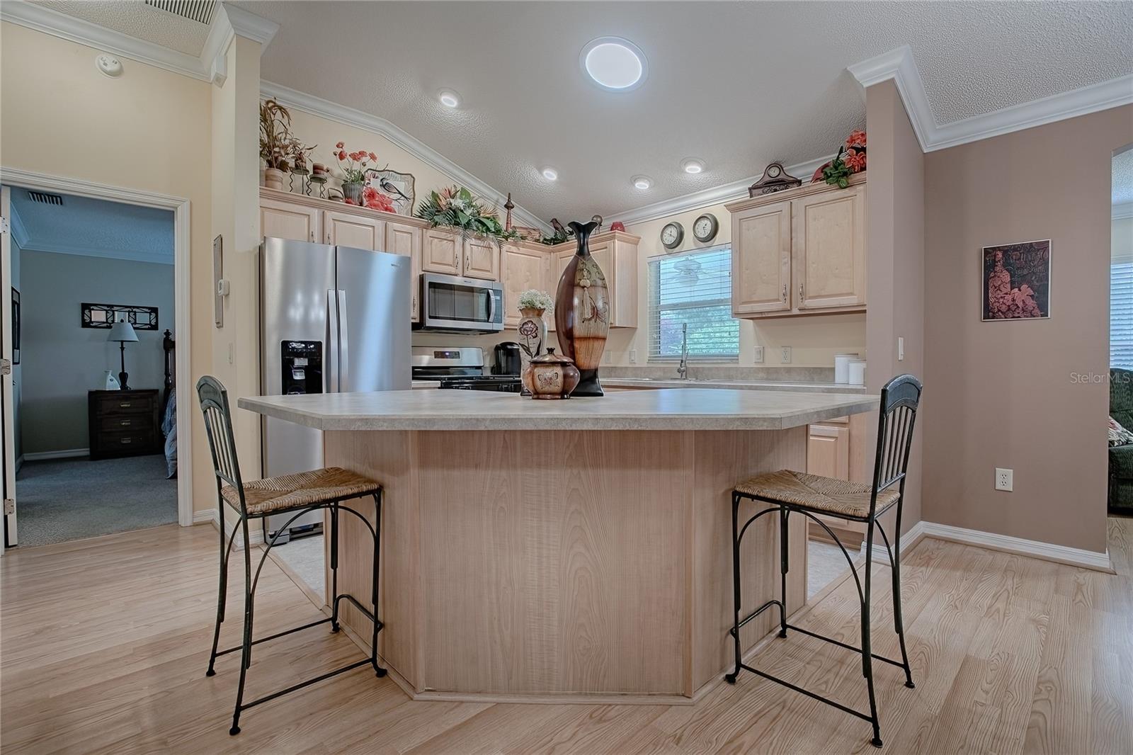 Image 11 of 56 For 725 Beldon Court