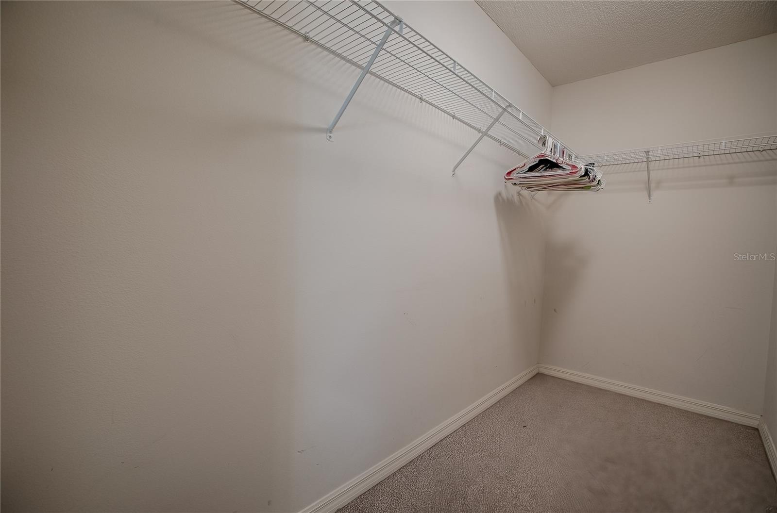 Image 25 of 56 For 725 Beldon Court