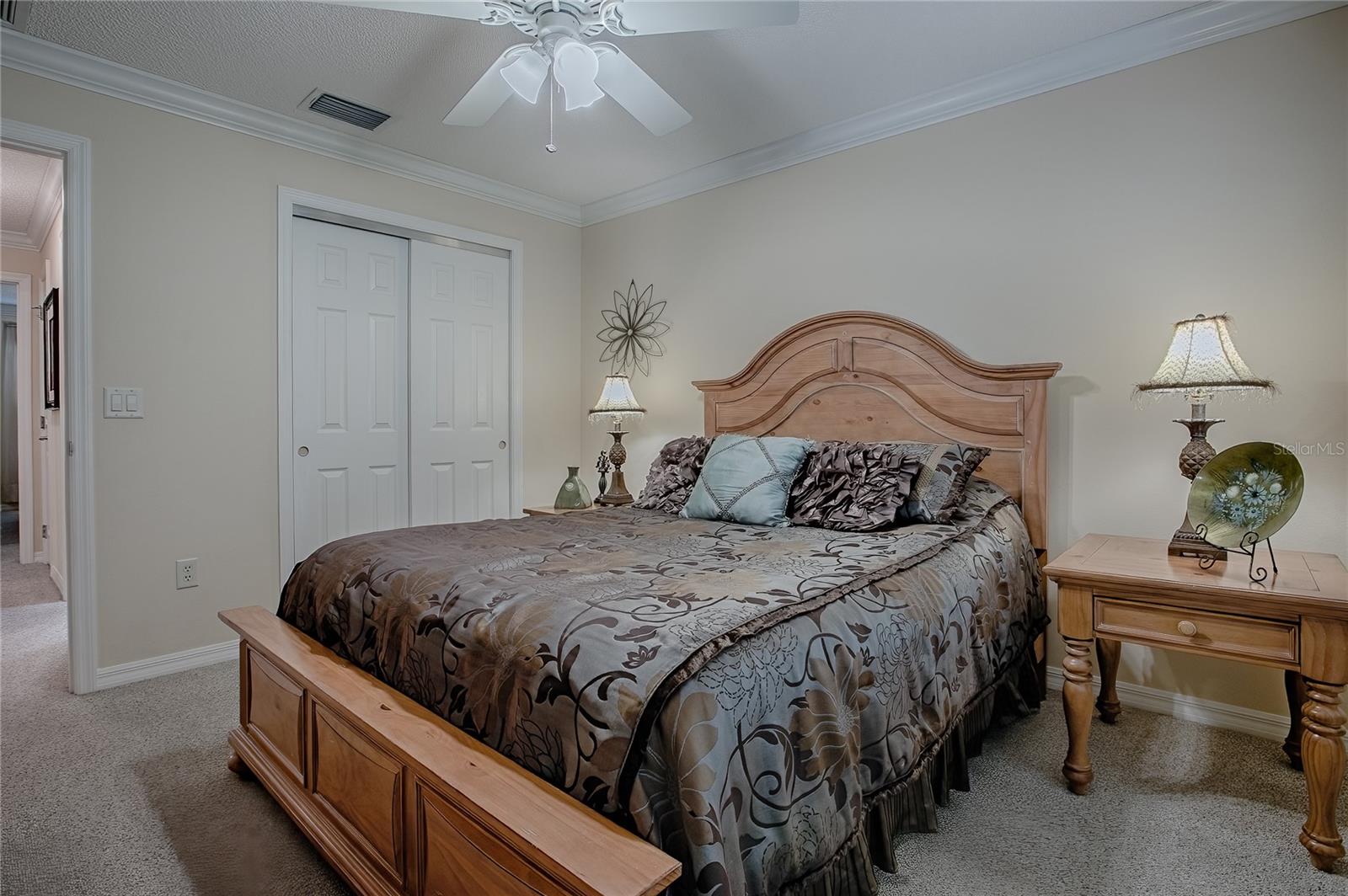 Image 31 of 56 For 725 Beldon Court
