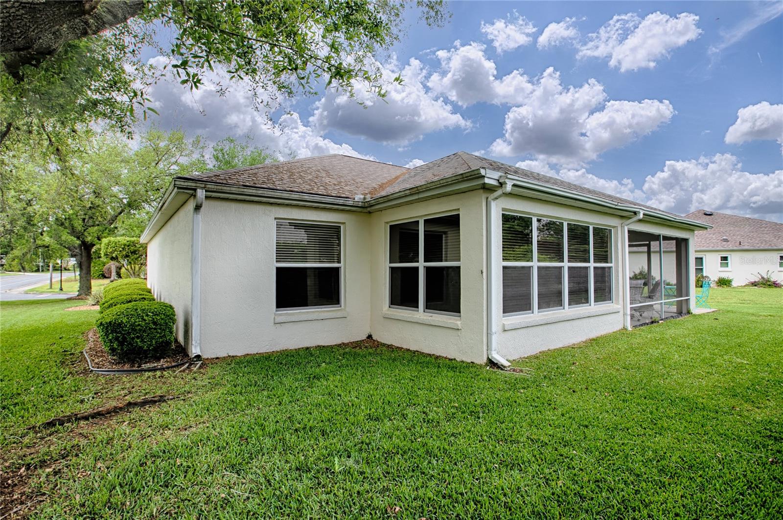 Image 37 of 56 For 725 Beldon Court