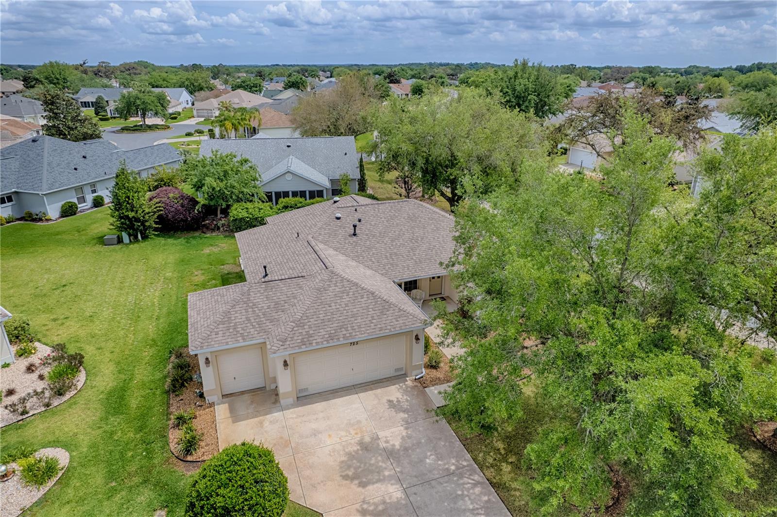 Image 43 of 56 For 725 Beldon Court