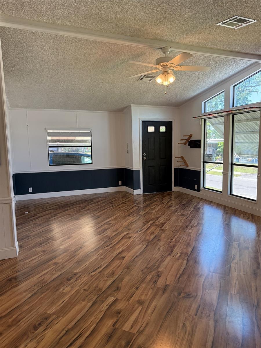 Image 4 of 15 For 121 Maple Drive