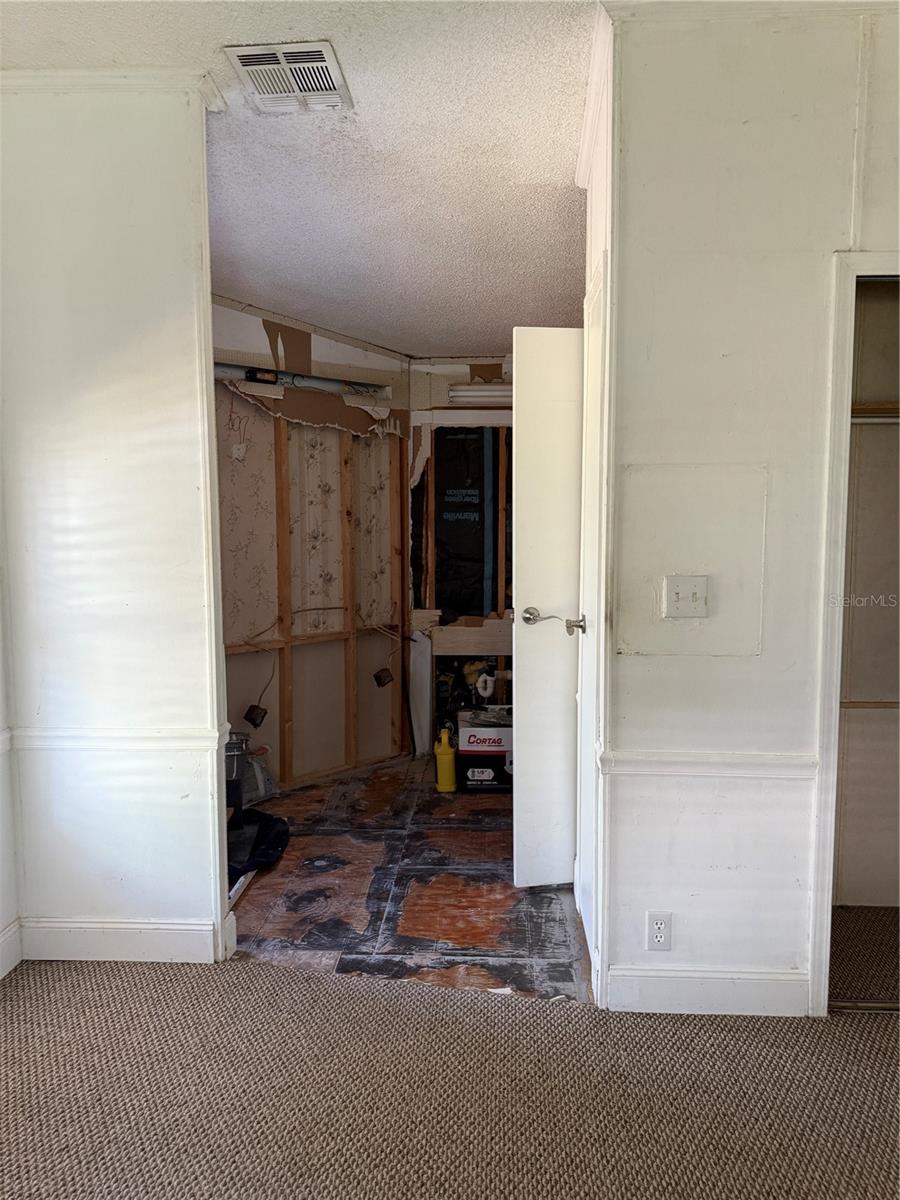 Image 9 of 15 For 121 Maple Drive