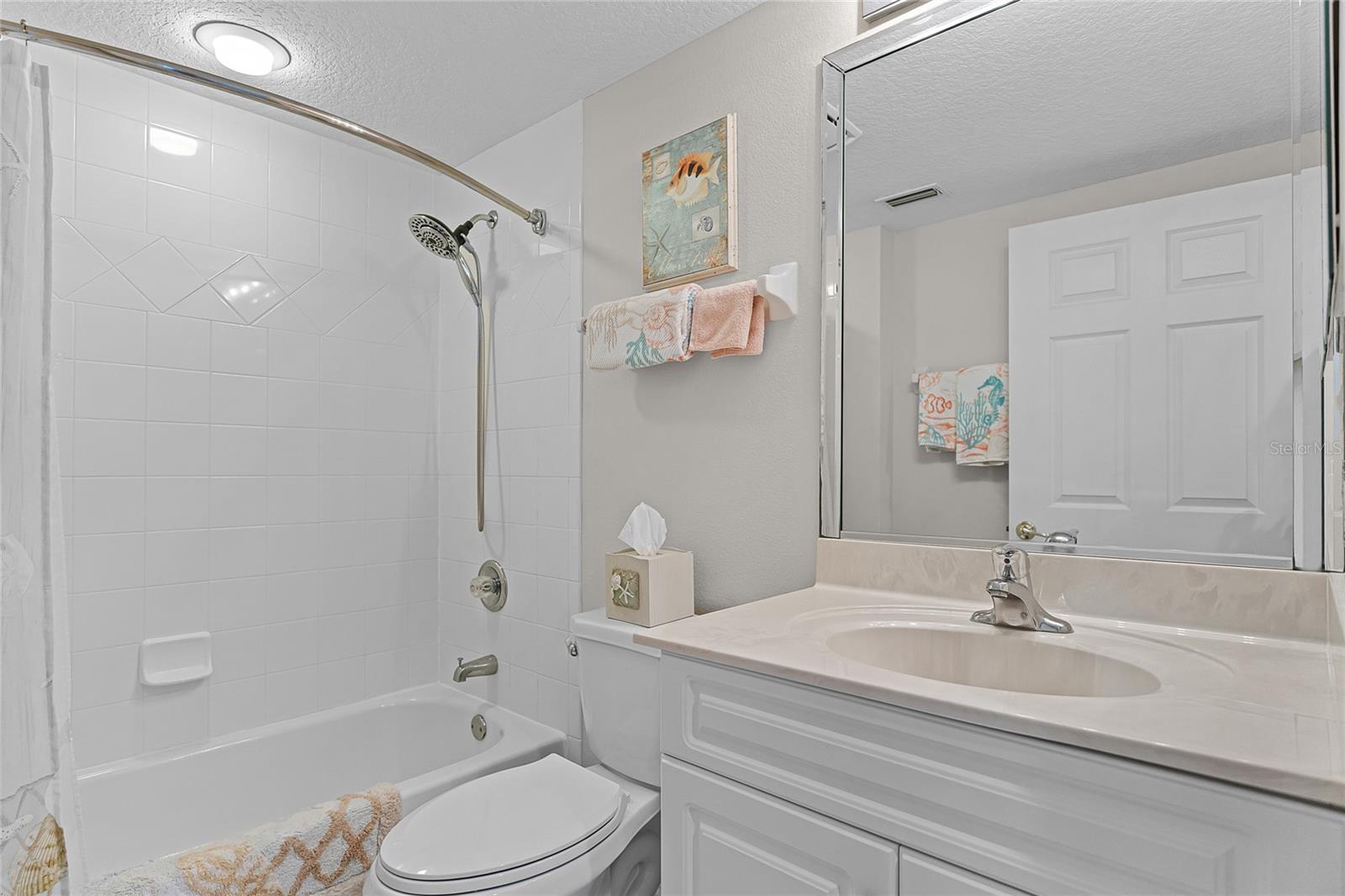 Image 29 of 51 For 5300 Atlantic Avenue 16-202