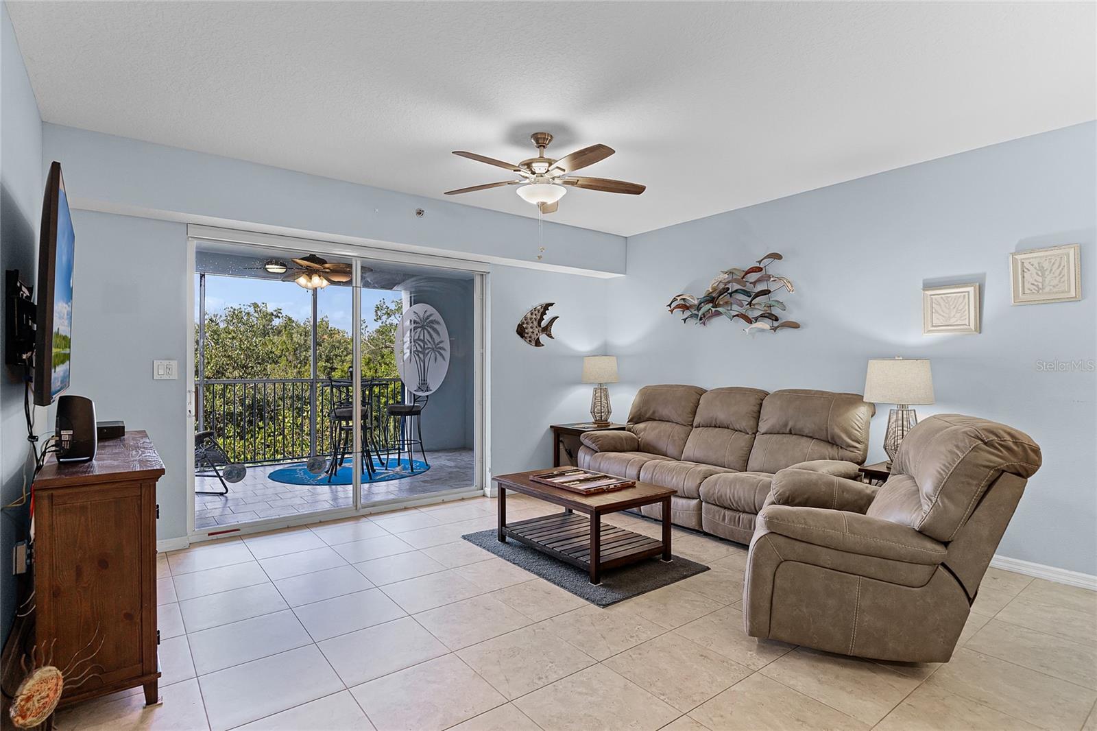 Image 5 of 51 For 5300 Atlantic Avenue 16-202
