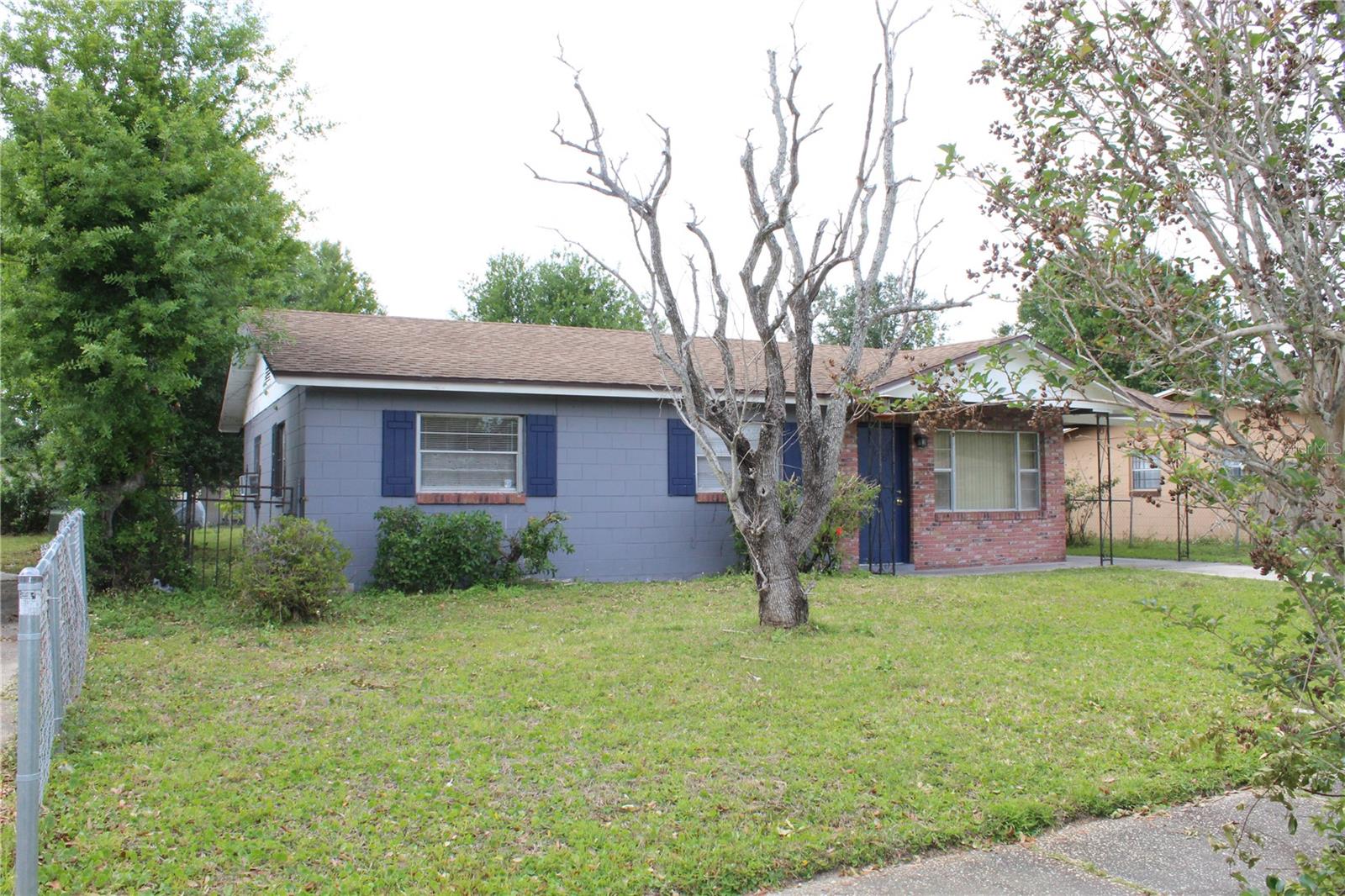 Image 2 of 42 For 5177 Edwina St