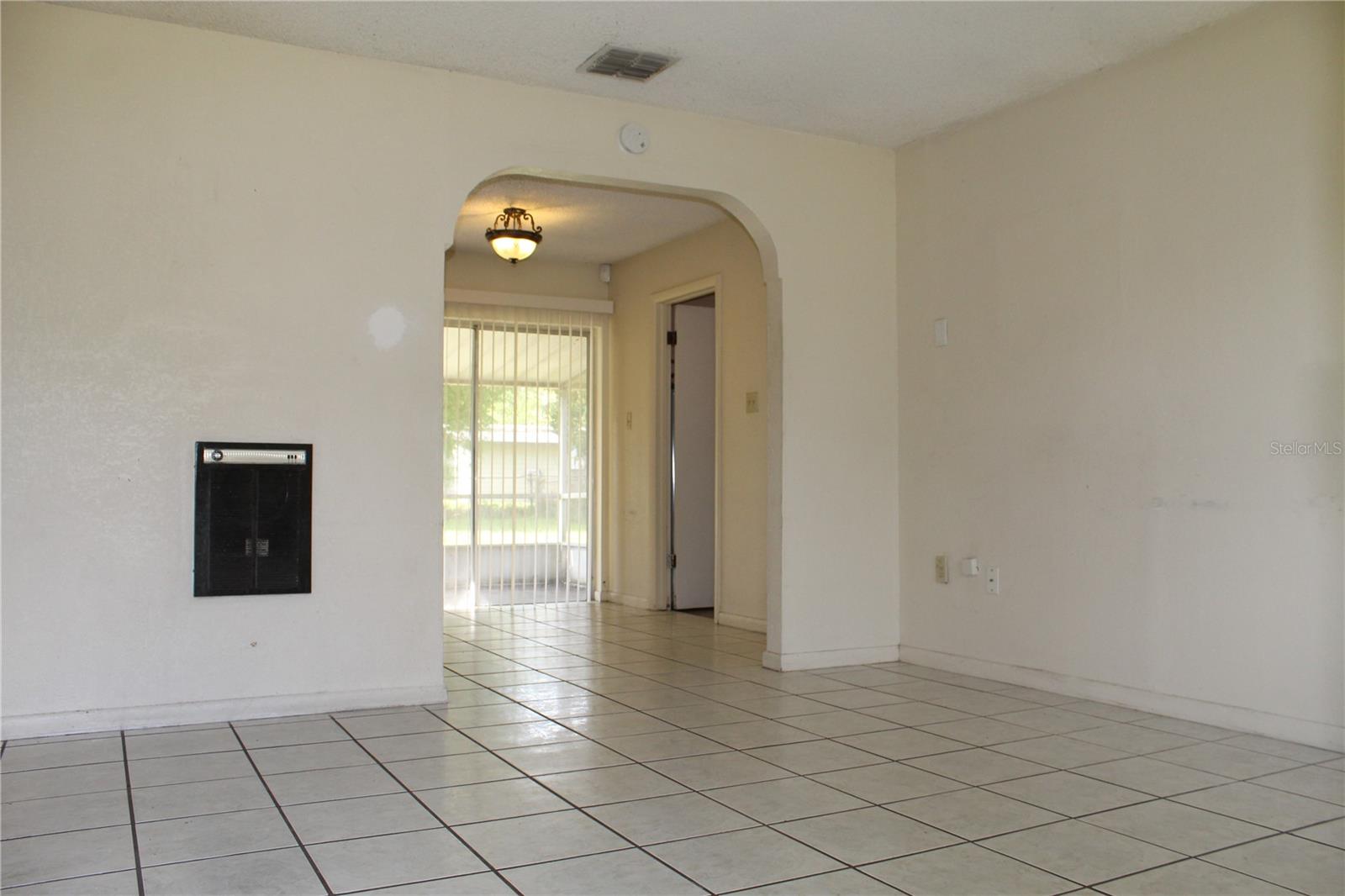Image 7 of 42 For 5177 Edwina St