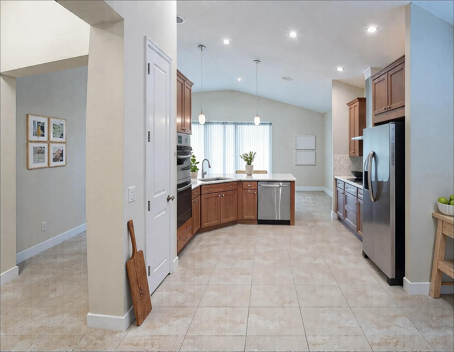 Image 10 of 35 For 2749 Hilltop Road