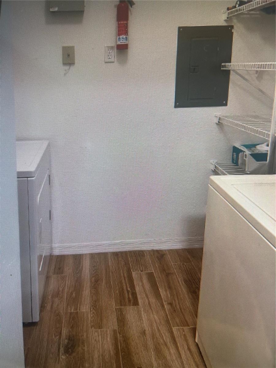 Image 7 of 13 For 8815 Dunes Court 105