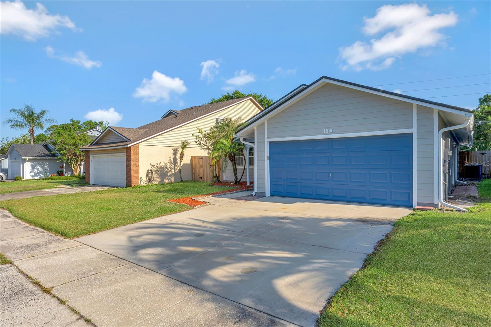 Image 2 of 25 For 1566 Lawndale Circle