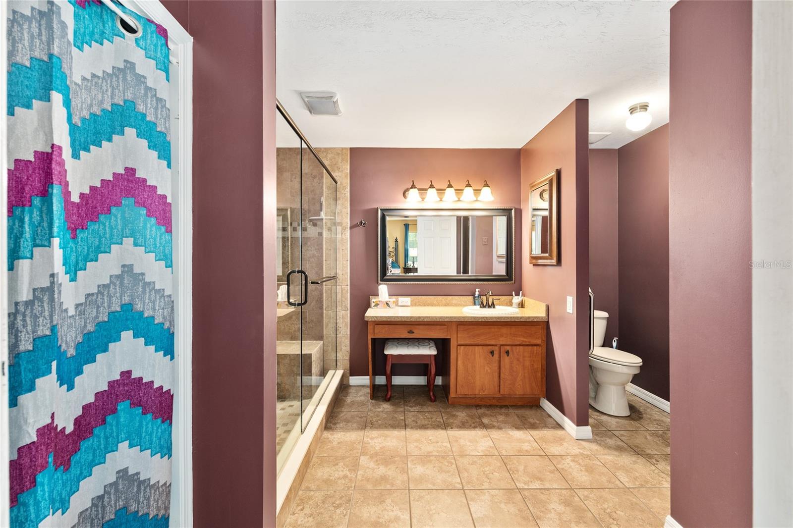Image 23 of 47 For 400 35th Street