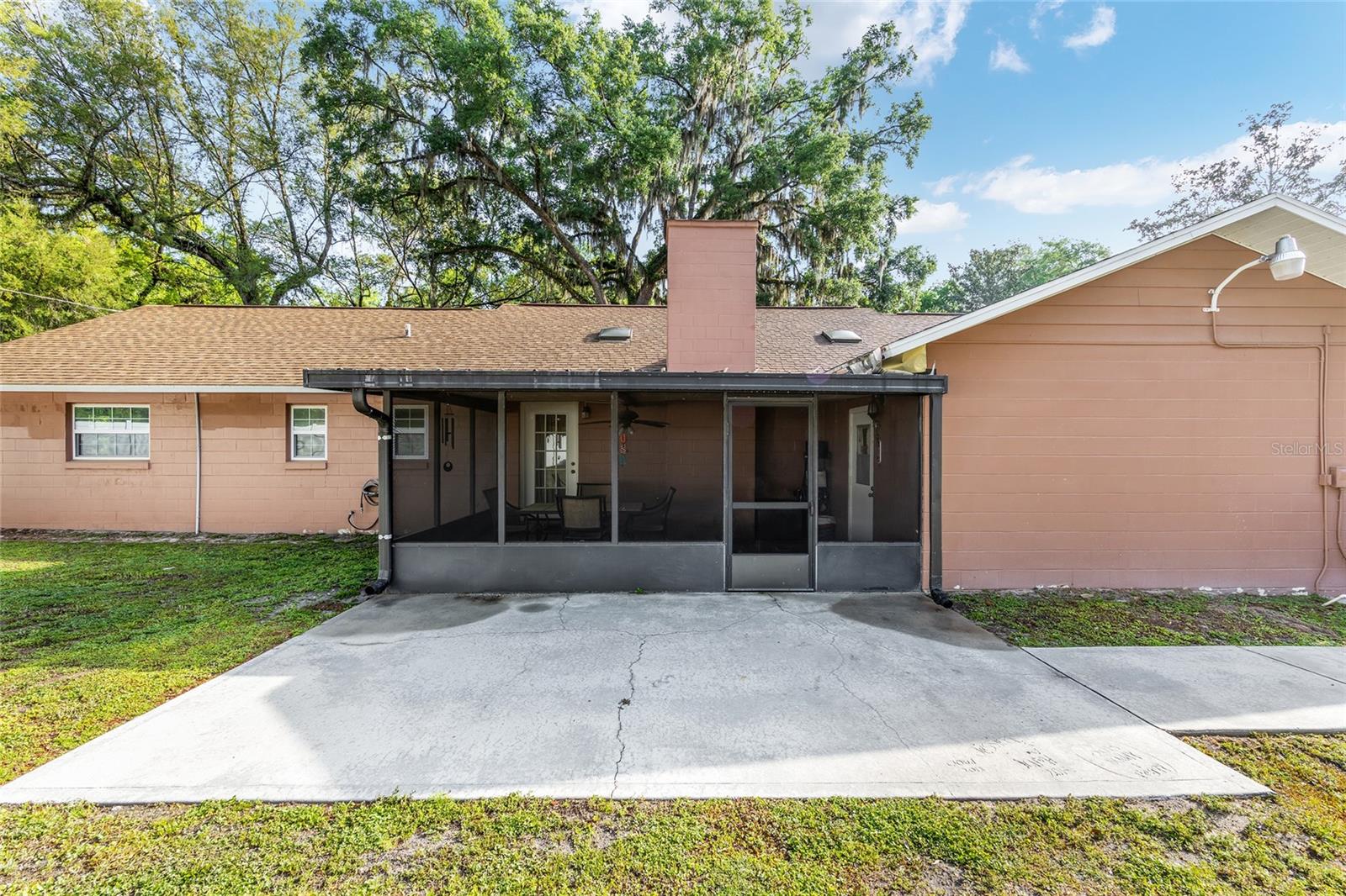 Image 39 of 47 For 400 35th Street