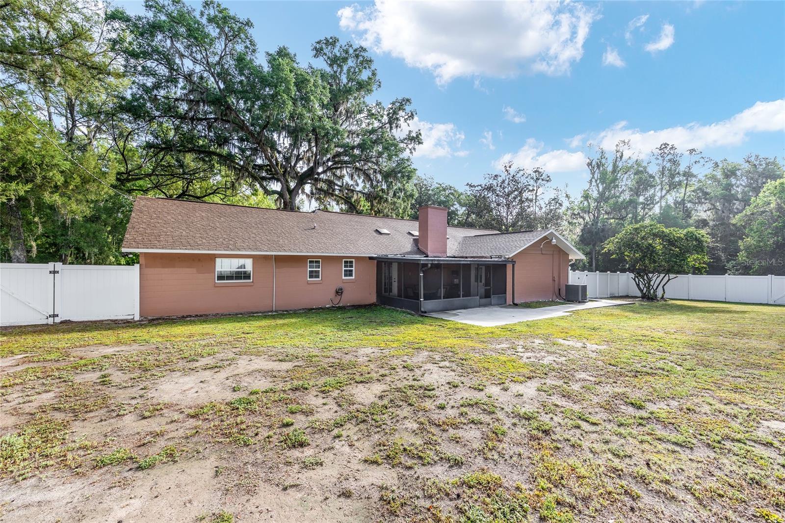 Image 41 of 47 For 400 35th Street