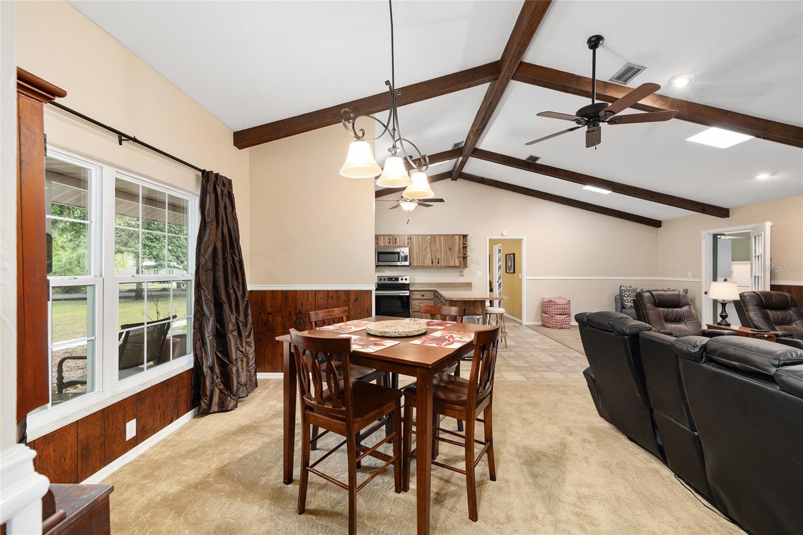Image 8 of 47 For 400 35th Street