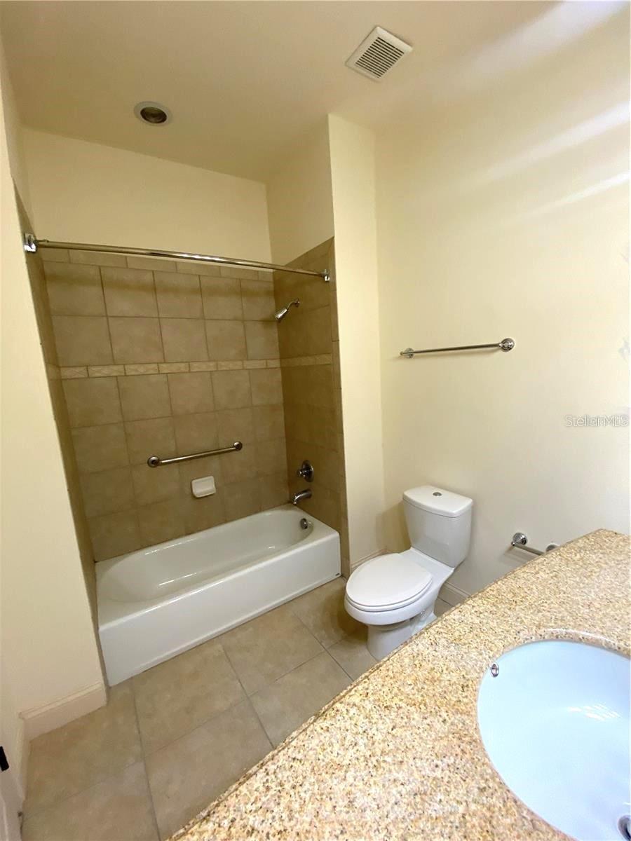 Image 13 of 18 For 3008 Bella Vista Drive