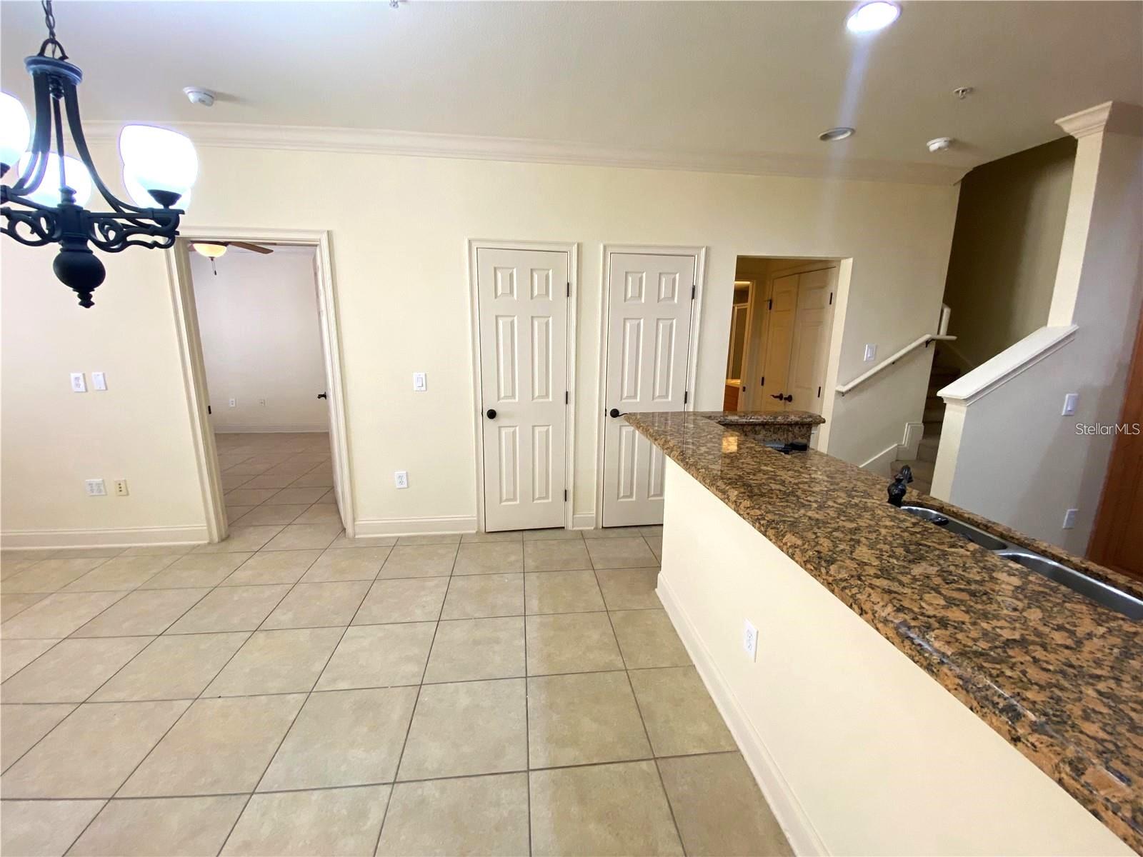 Image 5 of 18 For 3008 Bella Vista Drive