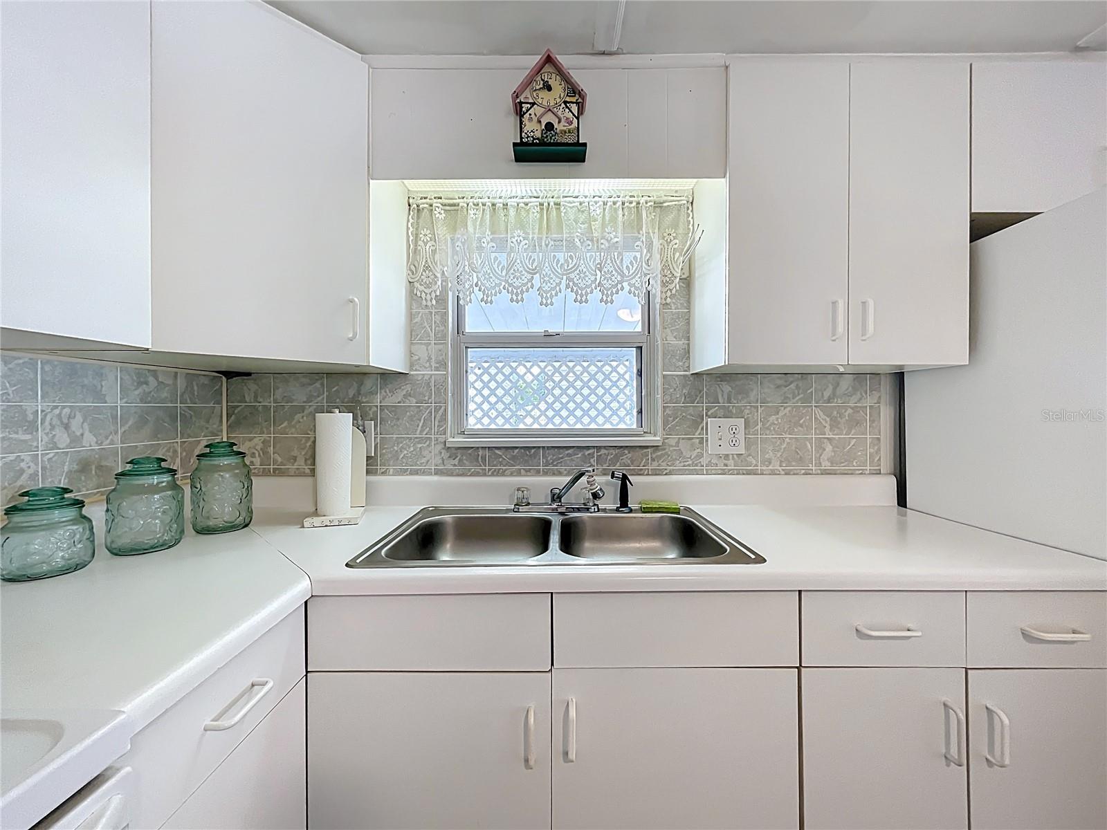 Image 16 of 42 For 1309 Westland Drive