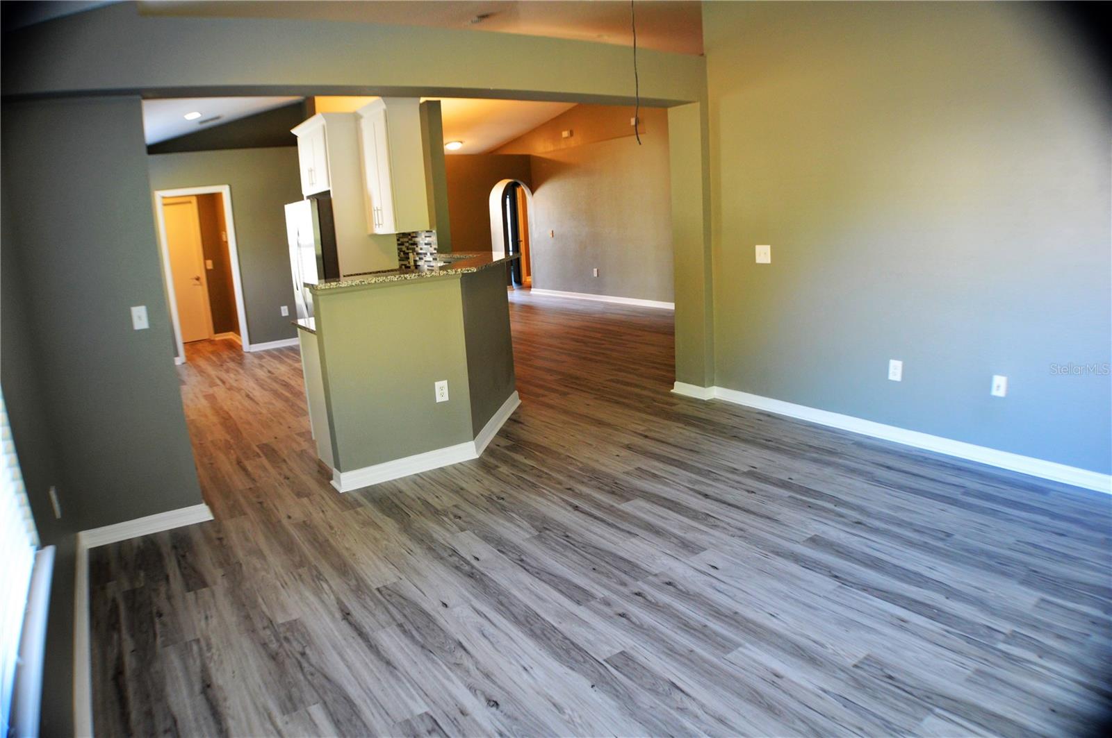 Image 7 of 22 For 1017 Tawny Eagle Drive