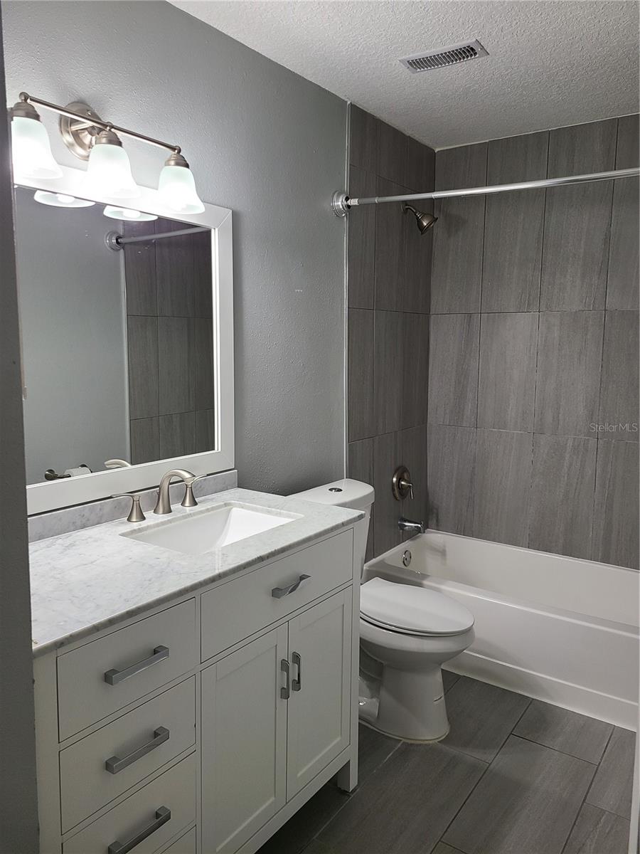 Image 16 of 23 For 234 Afton Square 305