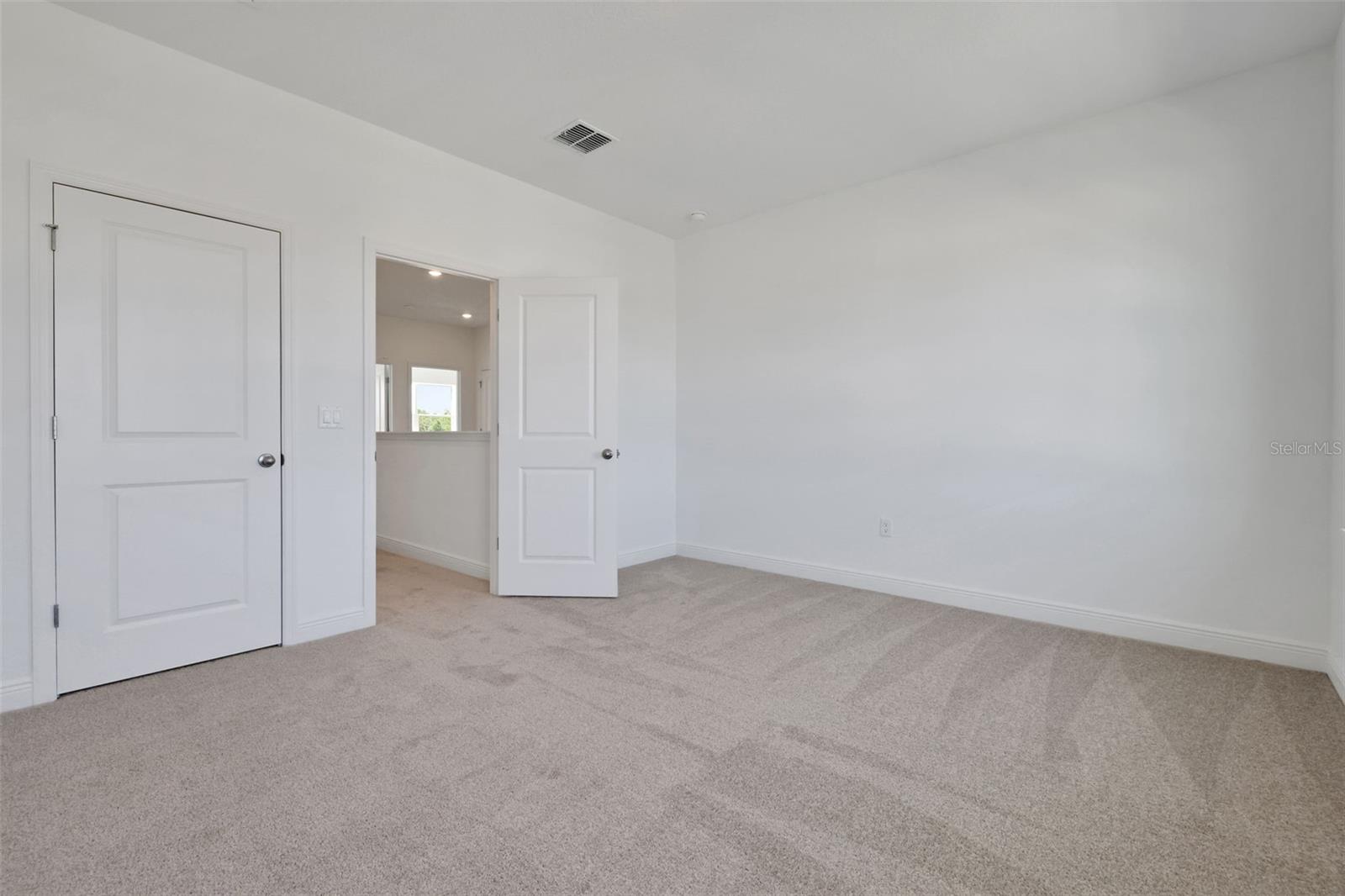 Image 17 of 36 For 5173 Waypointe Boulevard