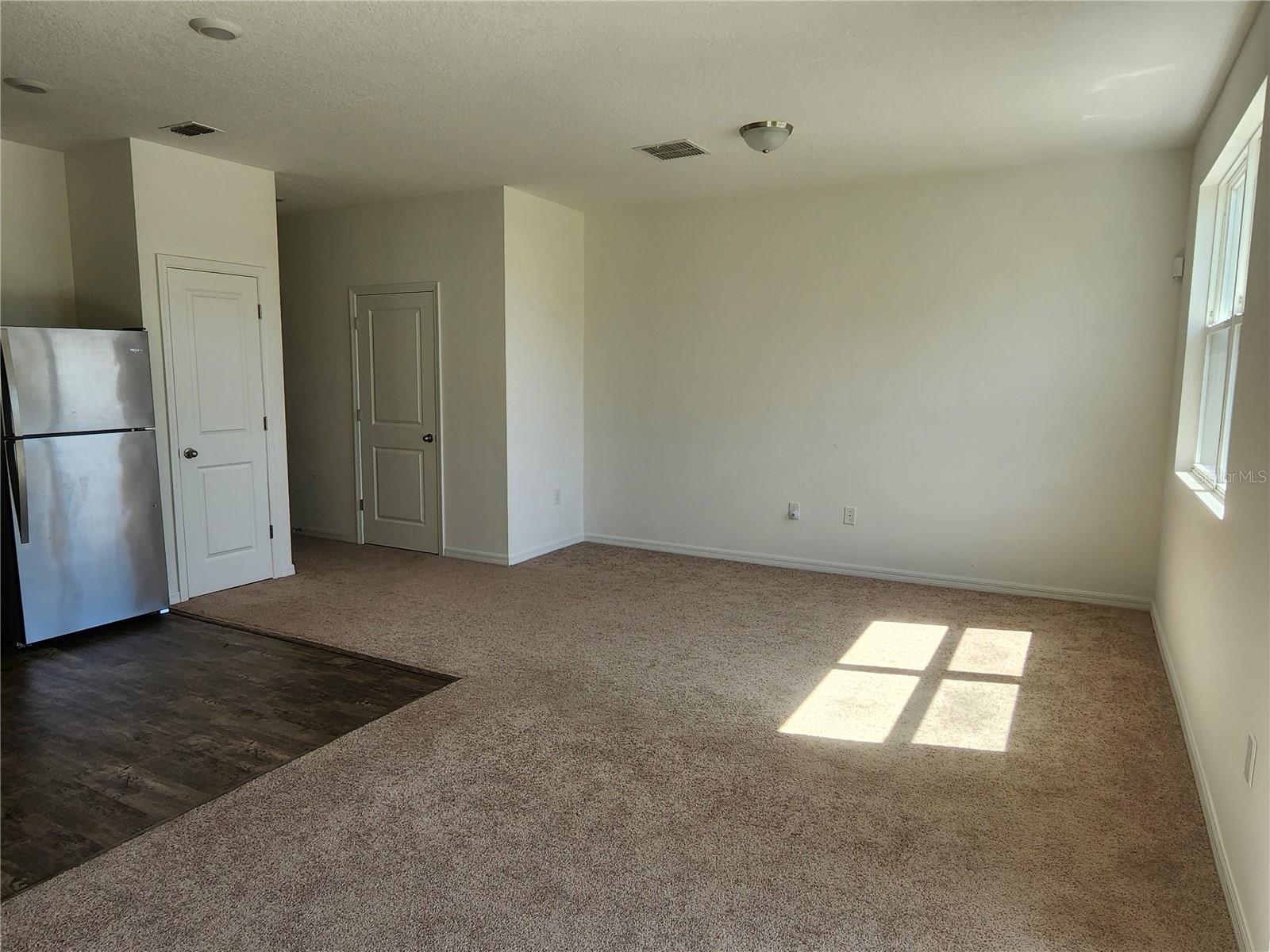 Image 7 of 21 For 811 Grandin Street