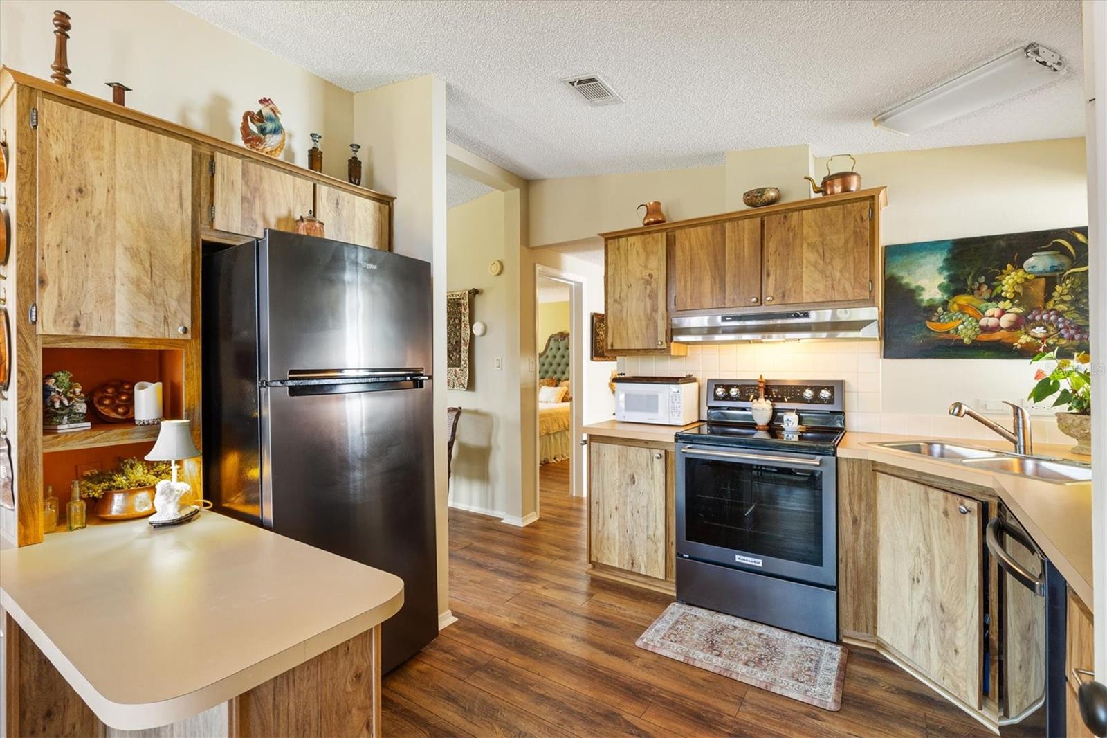 Image 4 of 29 For 1639 Schwartz Boulevard