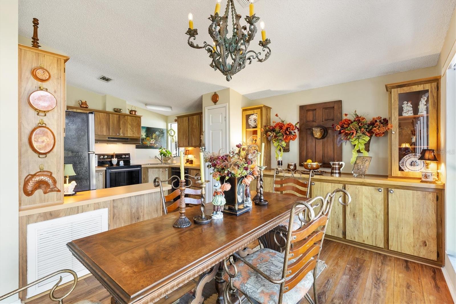 Image 9 of 29 For 1639 Schwartz Boulevard
