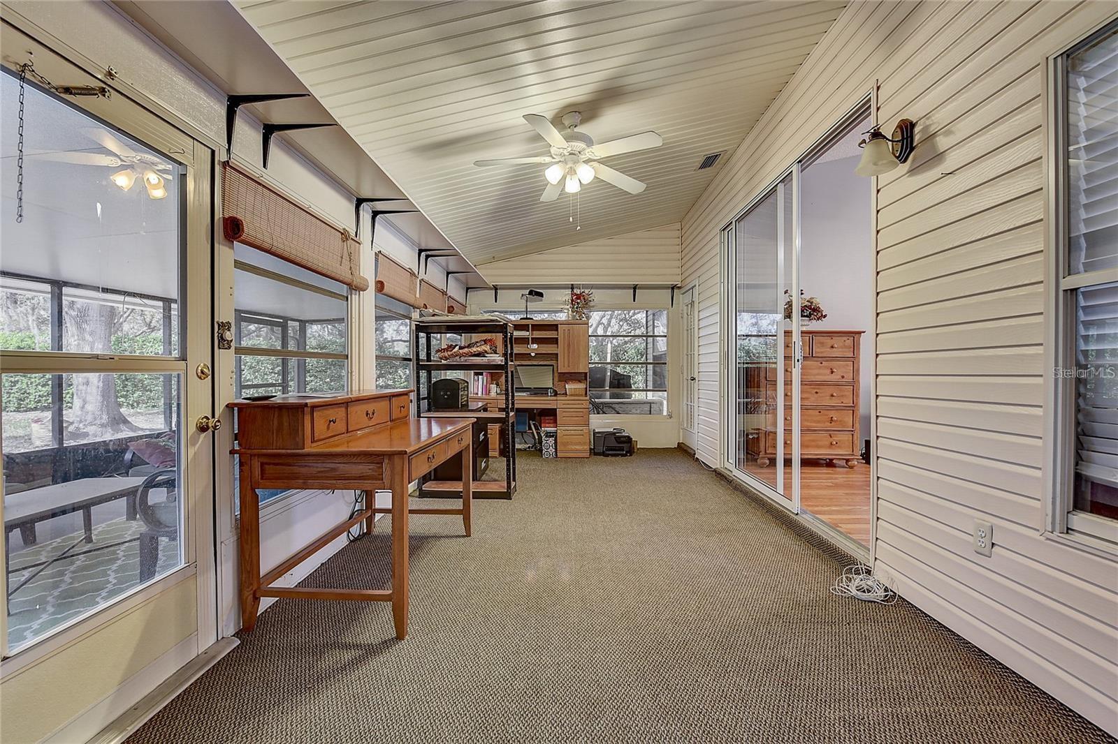Image 24 of 38 For 25273 Lost Oak Circle