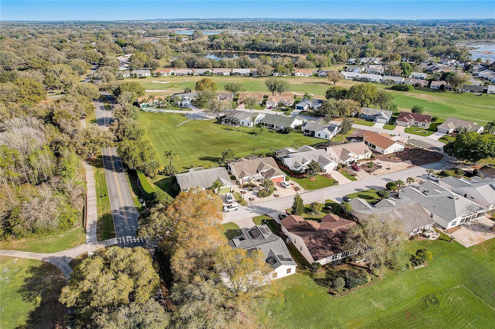Image 29 of 38 For 25273 Lost Oak Circle