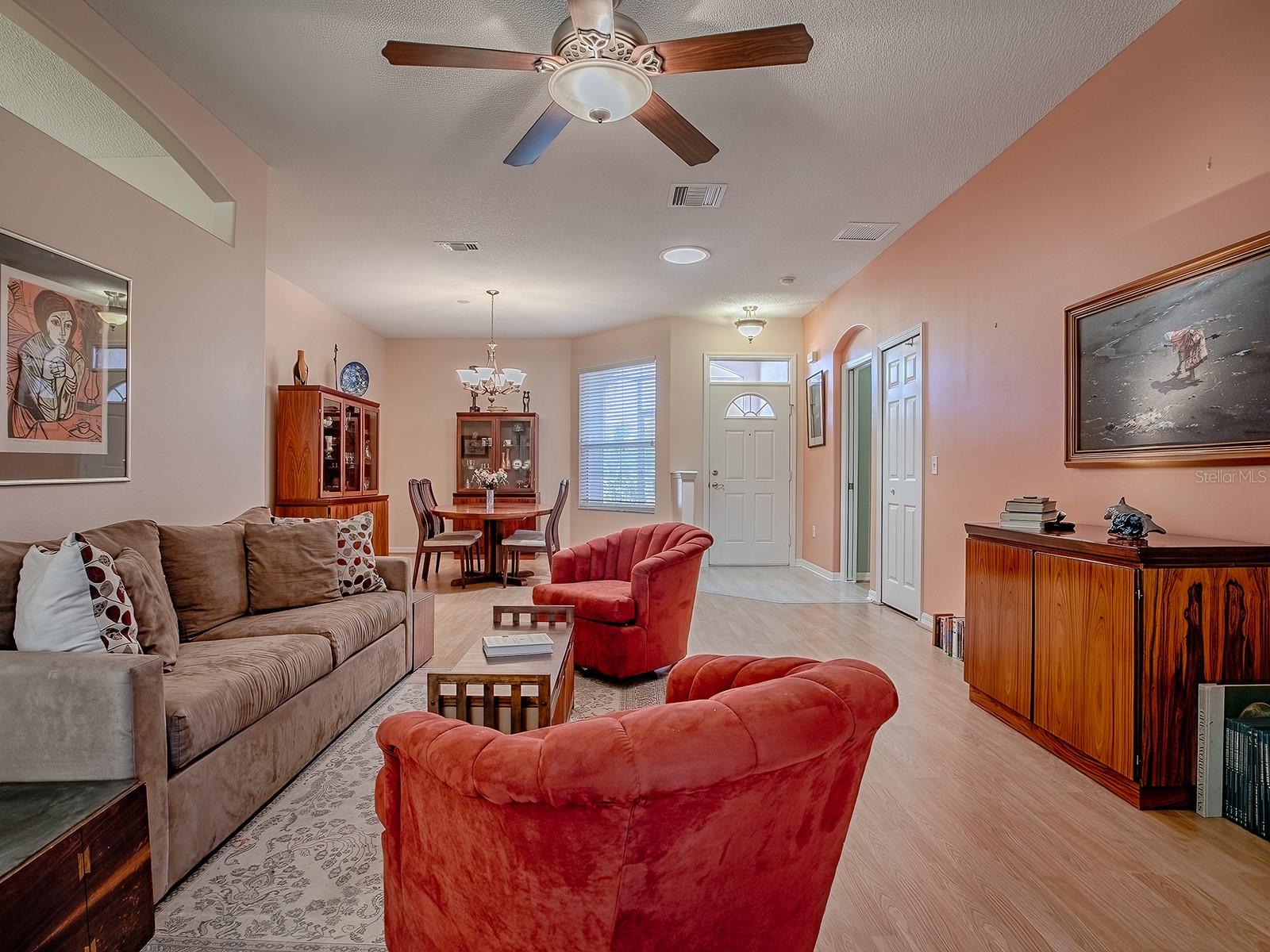 Image 7 of 48 For 910 Eagles Landing