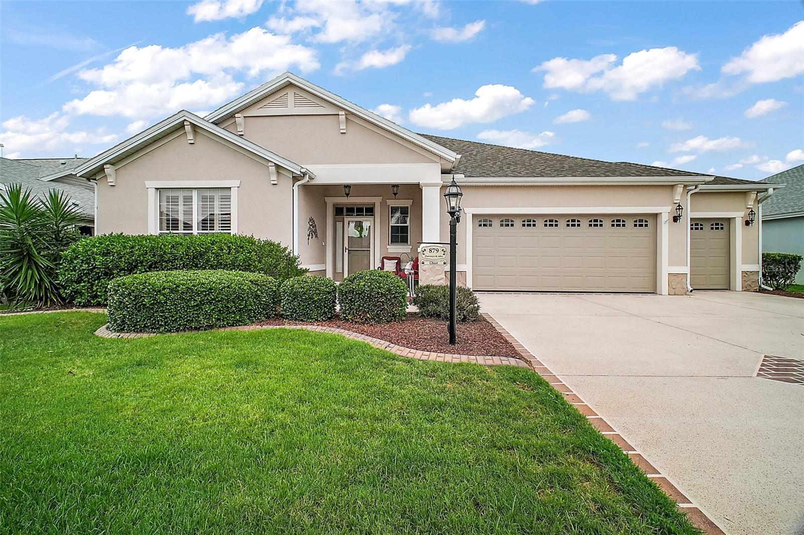 Details for 879 Lucky Lane, THE VILLAGES, FL 32162