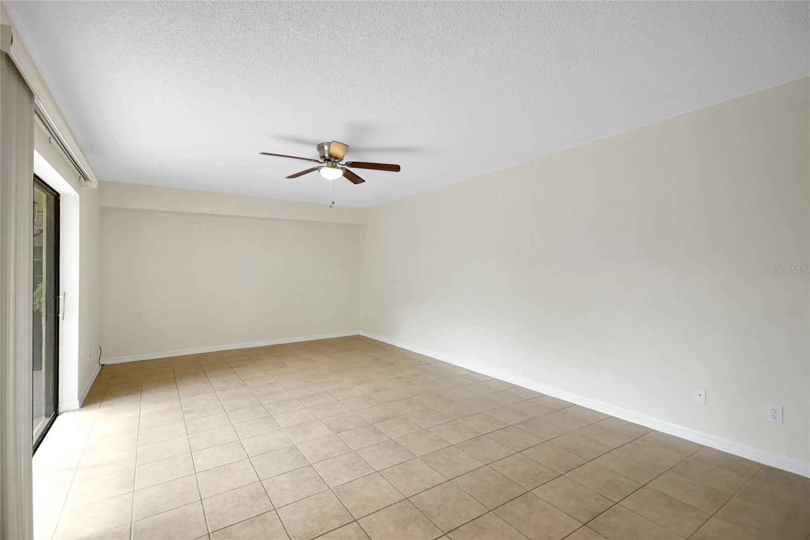 Image 13 of 44 For 2934 Tangerine Court
