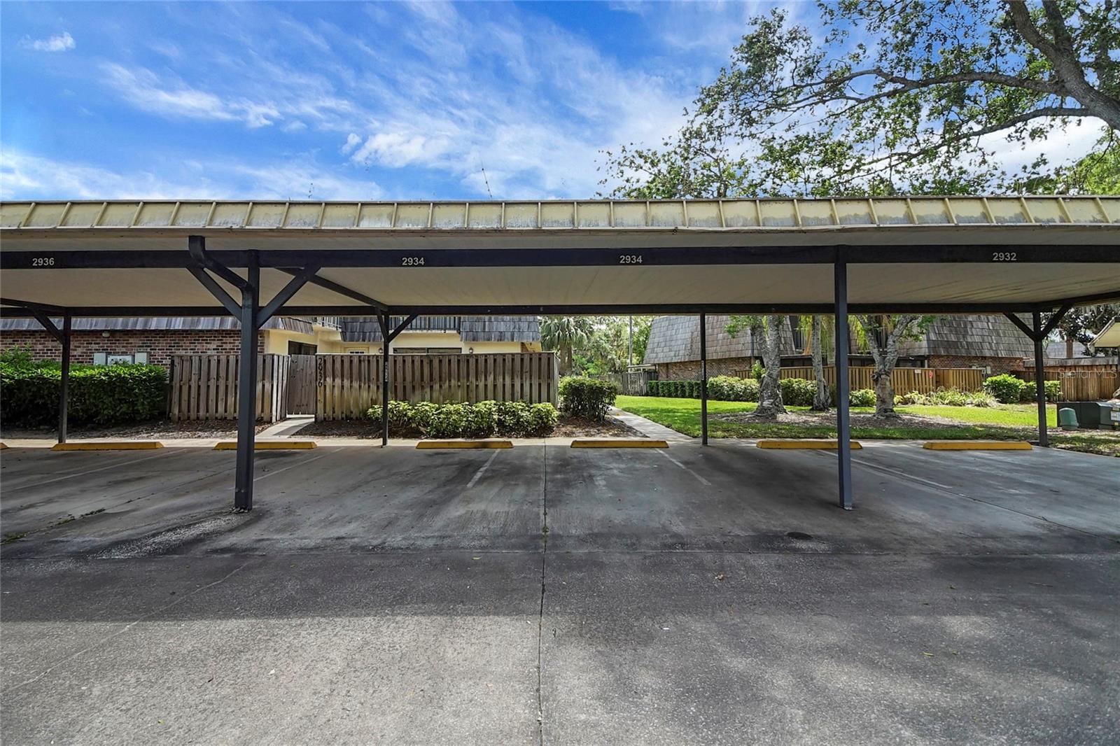 Image 42 of 44 For 2934 Tangerine Court