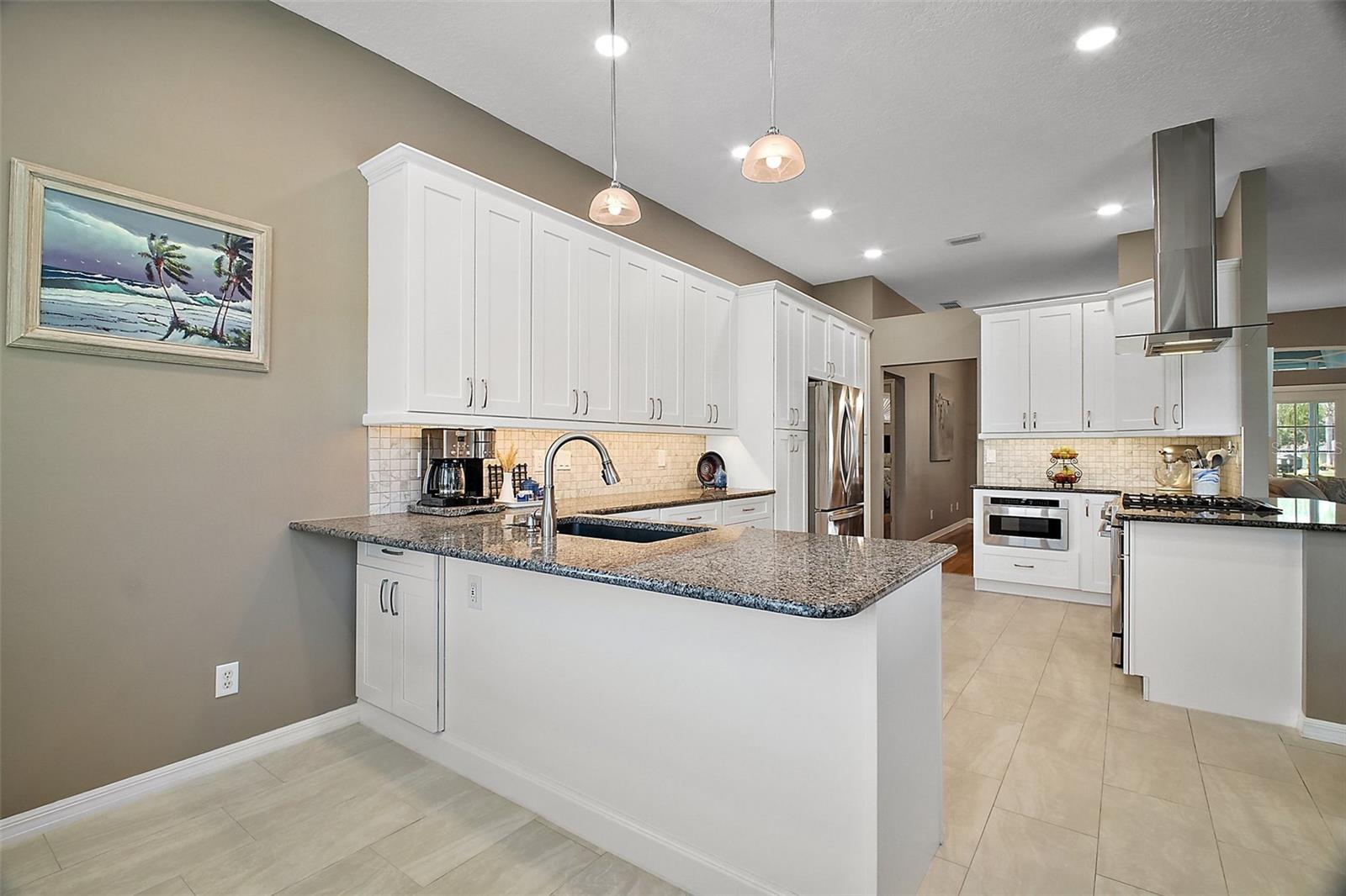 Image 16 of 40 For 5557 Freeport Drive