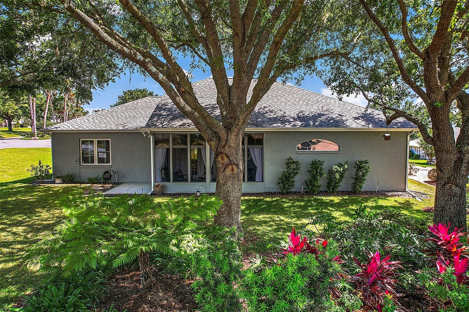 Image 28 of 40 For 5557 Freeport Drive