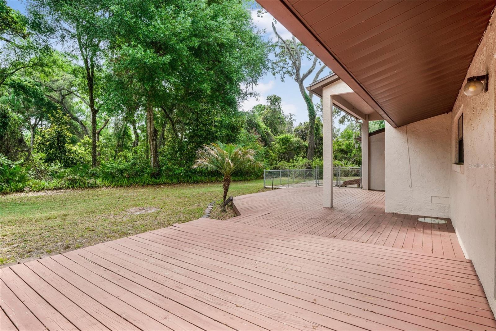 Image 11 of 32 For 8640 Henderson Trail