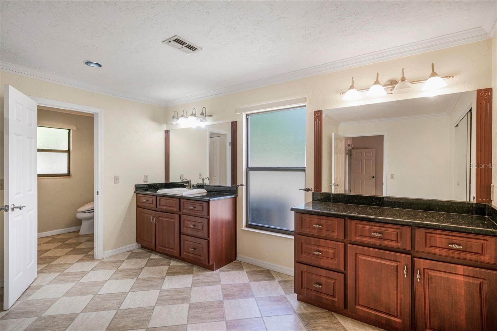 Image 16 of 32 For 8640 Henderson Trail