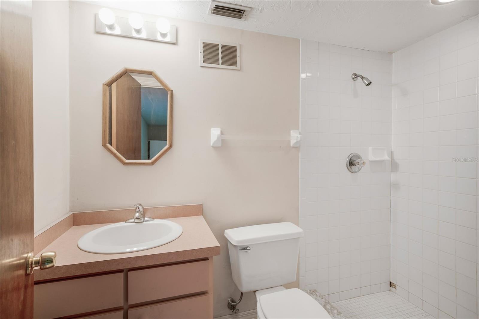 Image 31 of 32 For 8640 Henderson Trail