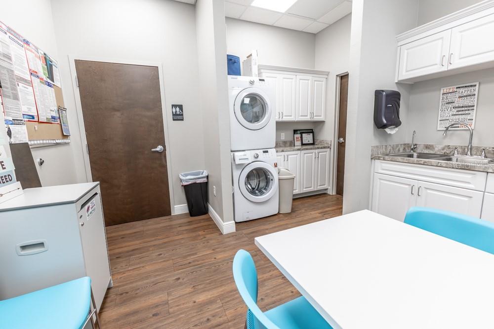 Image 31 of 60 For 809 County Road 466  202c
