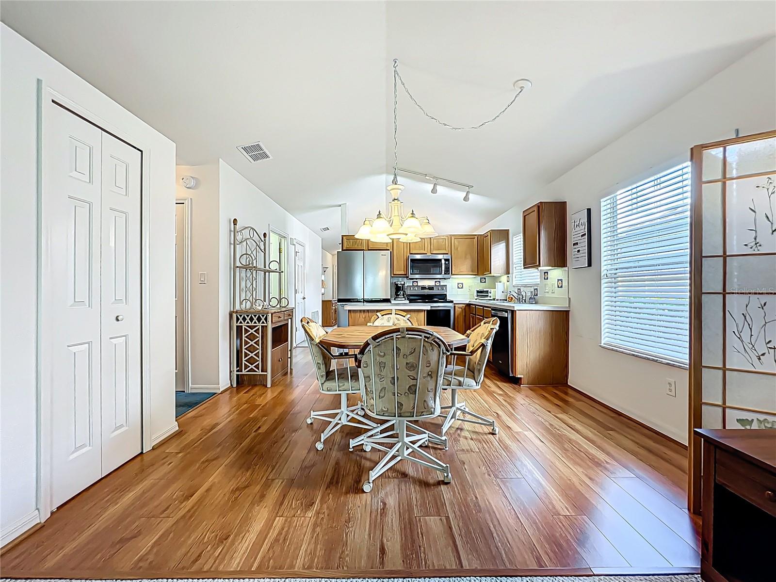 Image 22 of 42 For 25044 Cranes Roost Circle
