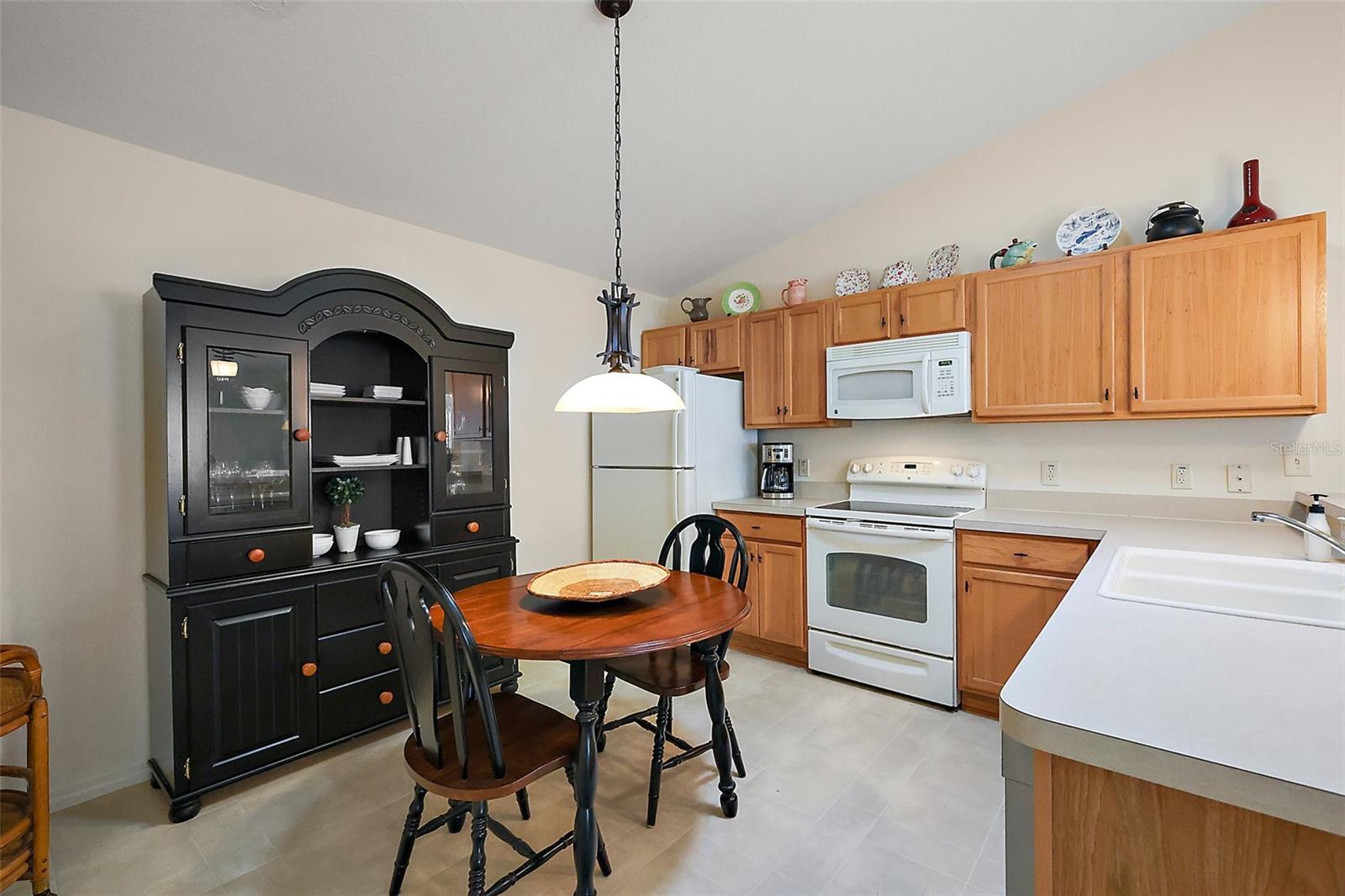 Image 13 of 31 For 1833 Endsley Court