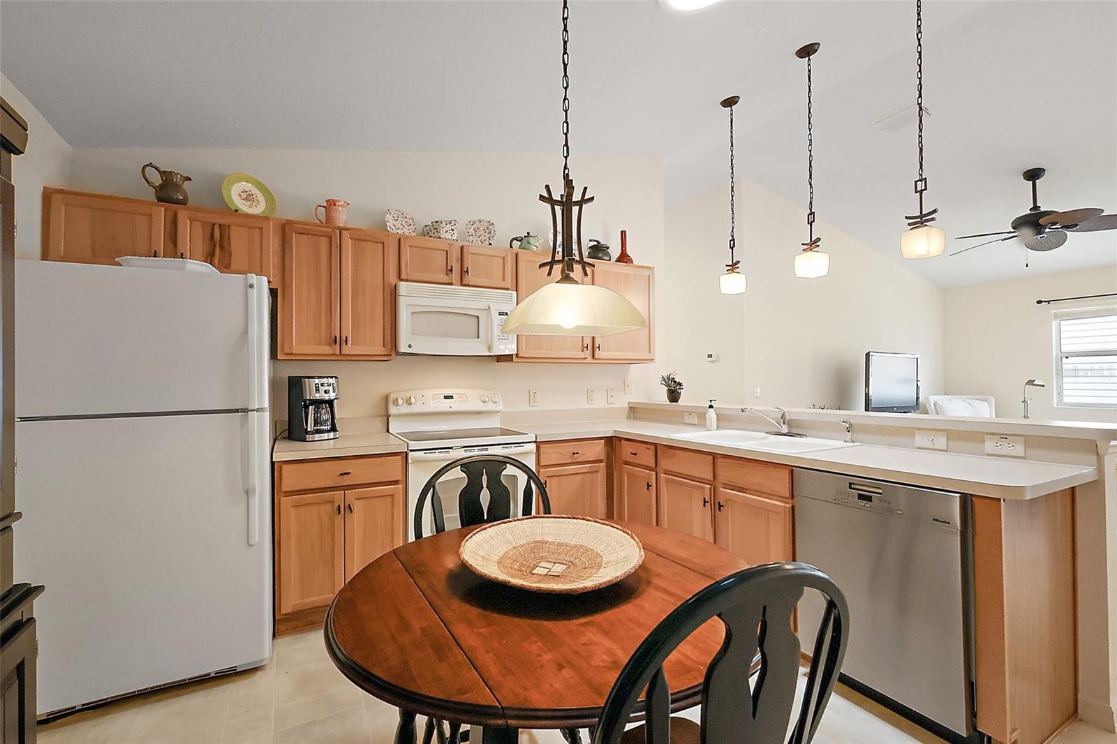 Image 15 of 31 For 1833 Endsley Court