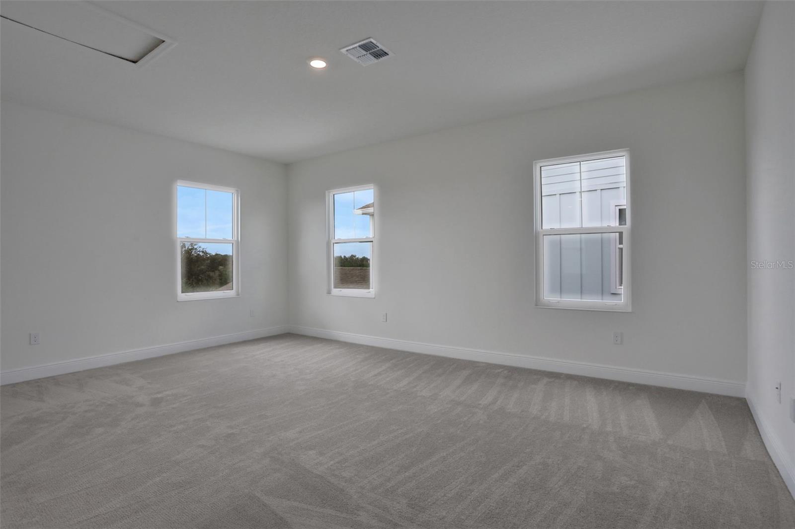 Image 17 of 34 For 204 Eagleston Lane