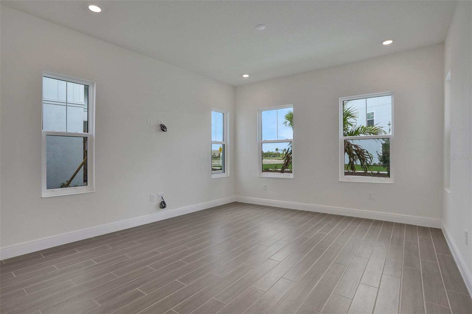 Image 9 of 34 For 204 Eagleston Lane