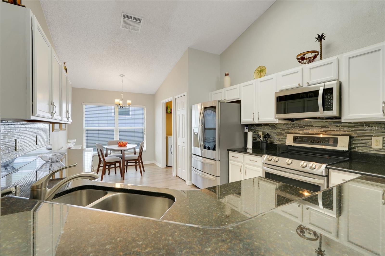 Image 12 of 44 For 1159 Greenley Avenue